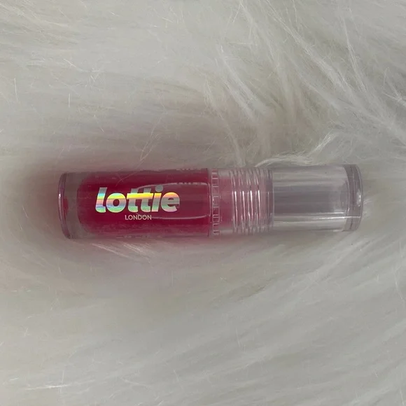 New Lottie London nourishing lip oil / extra cherries