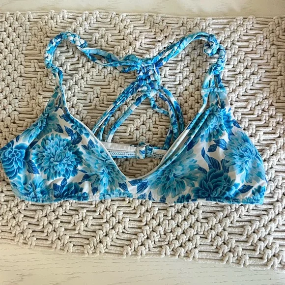 Frankie’s Bikinis blue top