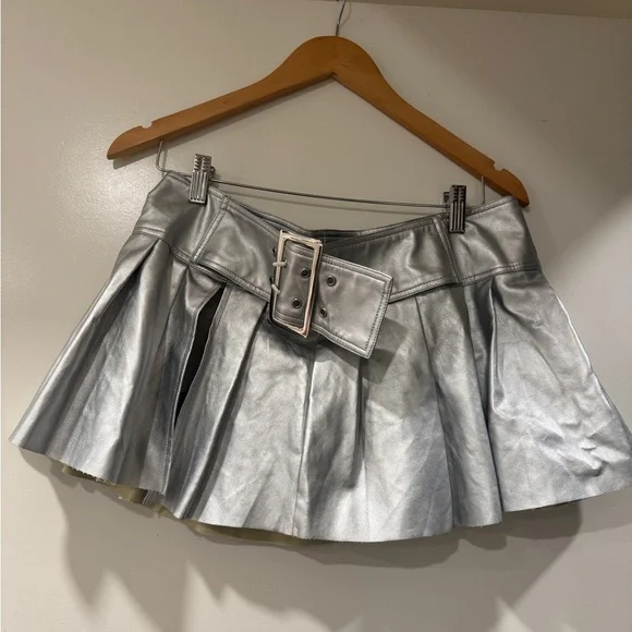 Metallic Pleated Mini Skirt