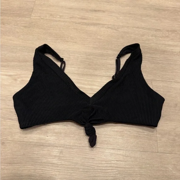 Frankie’s Ribbed Black Bikini Top