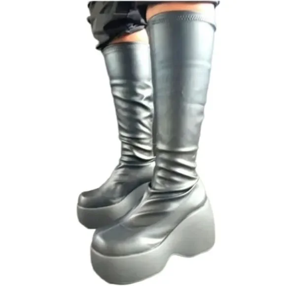 Knee high Stretch Platform boots sz 10