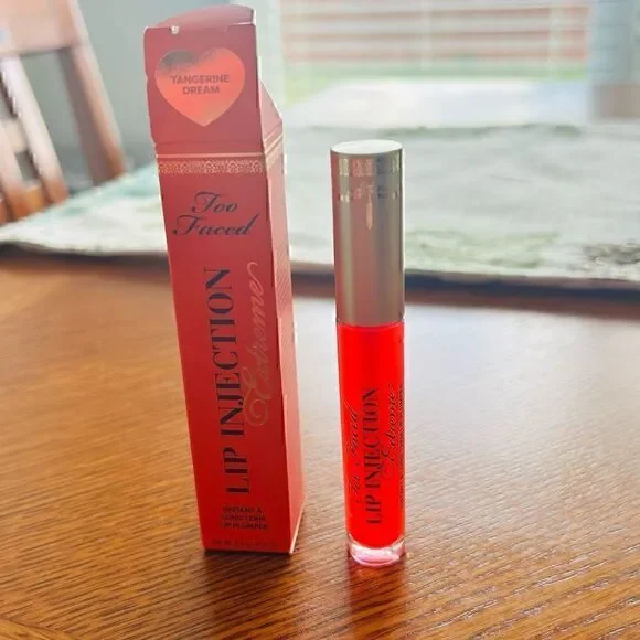 Too Faced Lip Injection Tangerine Dream