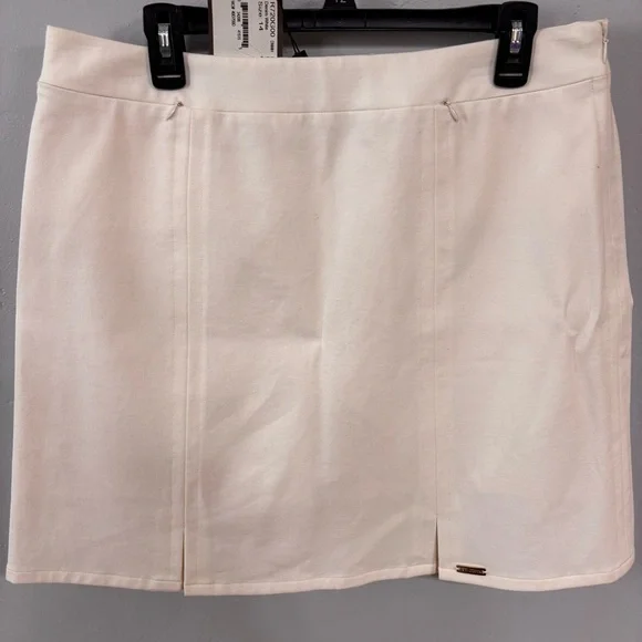 NWT St John Sport White Golf Skort - Sz 14