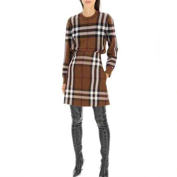 ✨ New Authentic Burberry Wool Check Skirt – Dark Birch Brown | Women’s Size 0 ✨