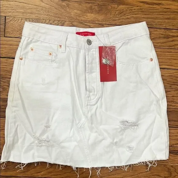 Signature8 White Mini Skirt Casual