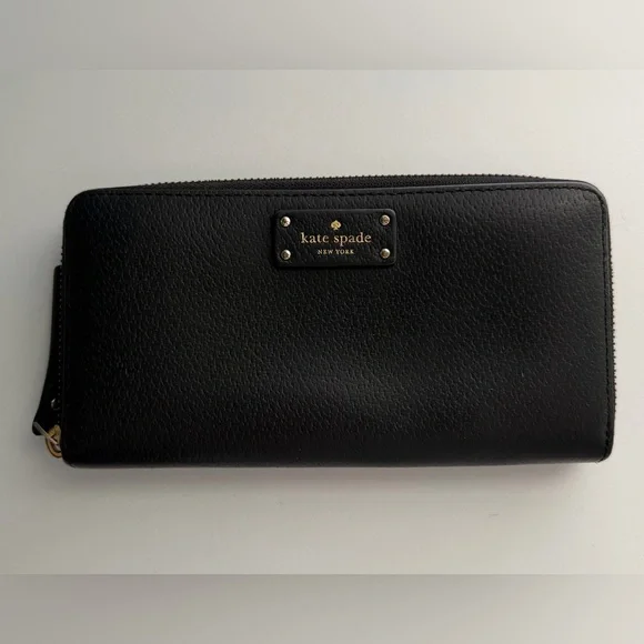 Kate Spade Grove Street Neda Black Zip Around Wallet