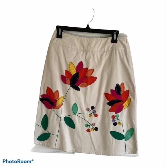 Boden Tan Floral Pencil Cut Skirt