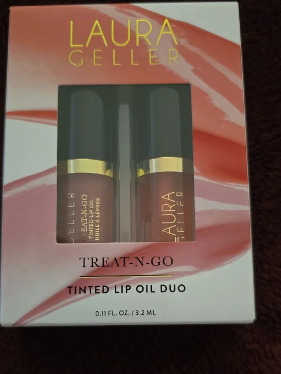 Laura Geller Treat-N-Go Tinted Lip Oul Duo. SHADES Champuon Ans Knockout NWT