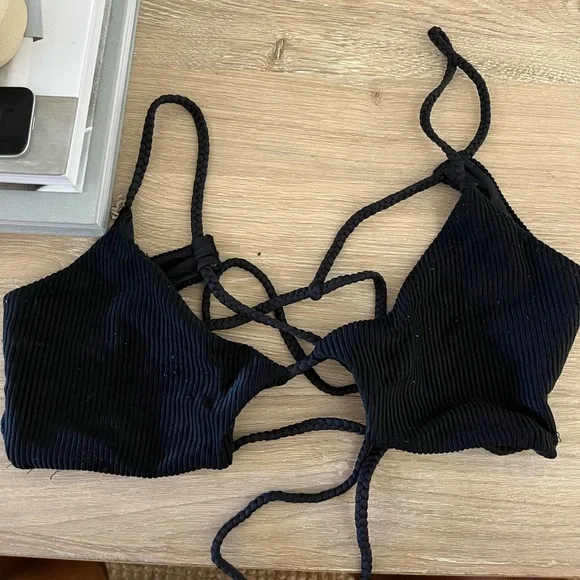 Frankie’s bikini