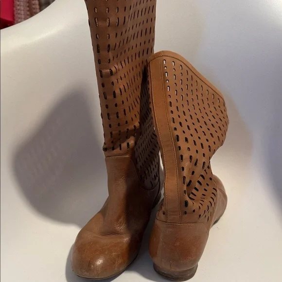 Banana Republic tan tall knee-high leather boots 7