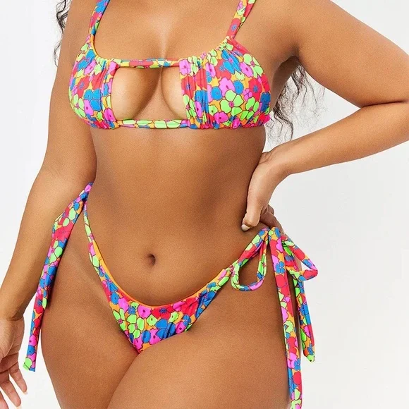 Frankie’s bikinis willow groovy print cheeky bikini bottoms
