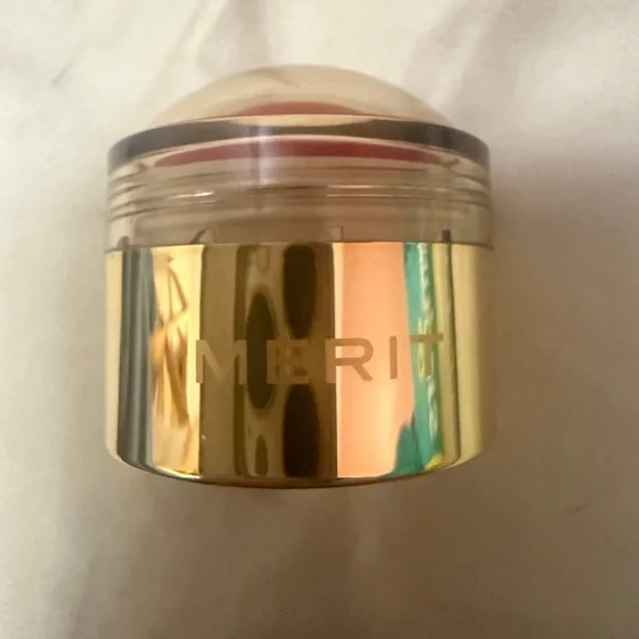 💛 2/$25 Merit Flush Balm - Le BonBon