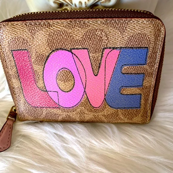 RARE Coach Small Zip Wallet in Signature Canvas With Love Print