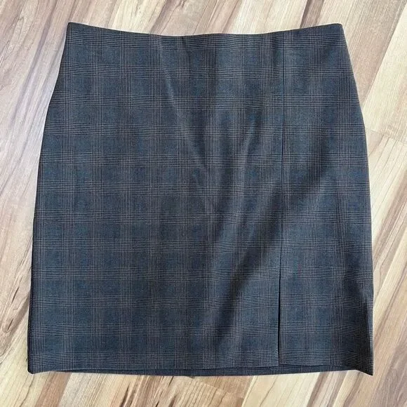 Rachel Zoe Glen Plaid Pencil Skirt, Size 6, Classic Fall Style with Subtle Slit