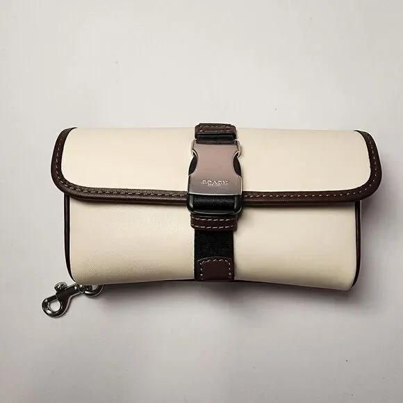 NWT Coach CU238 Leather Racer Pouch In Chalk Maple