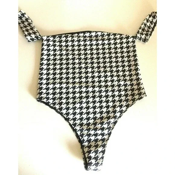 Frankies Bikinis Every Woman Swimsuit Houndstooth