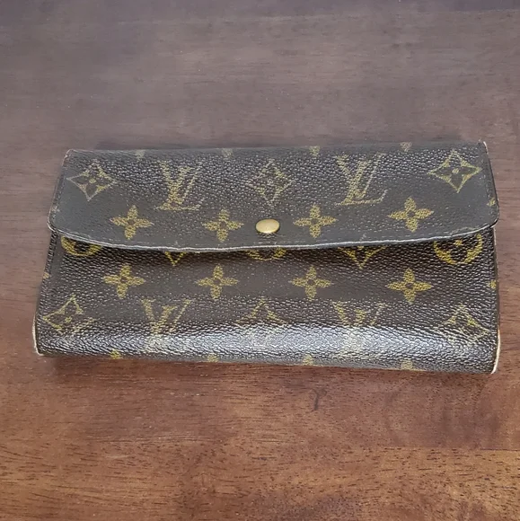 Louis Vuitton Mono Snap Wallet