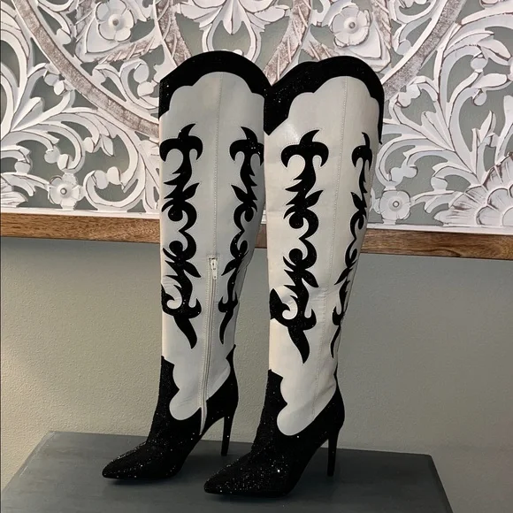 I.N.C. Iresa Western Inspired Rhinestone Black & White Cowboy Boots sz 5.5 NWOB
