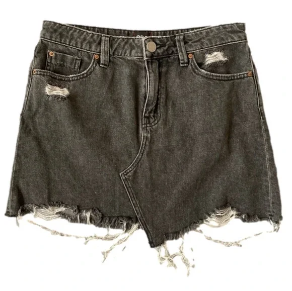 URBAN Outfitters BDG Gray Distressed Denim Mini Skirt Medium