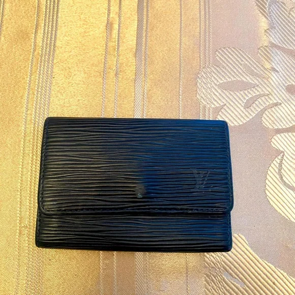 Louis Vuitton black epi leather key holder