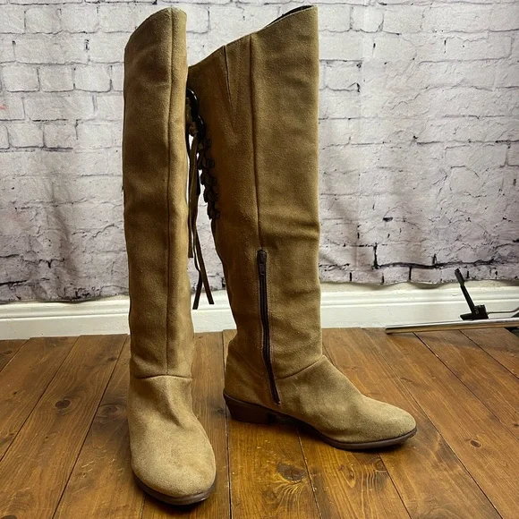 Naughty monkey tan suede knee high boots Womens size 7