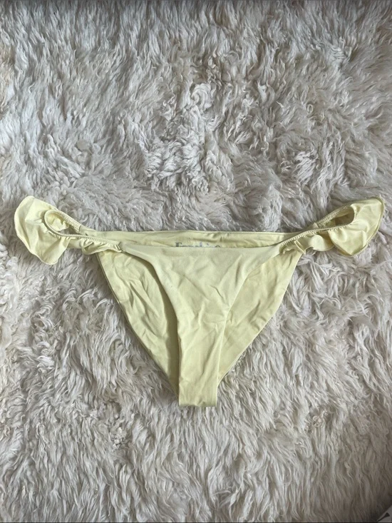 Frankie’s Bikinis Yellow Ruffle Bottoms