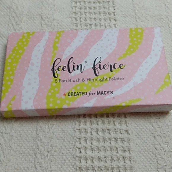 8 Pan Blush & Highlight Palette Created for Macy's