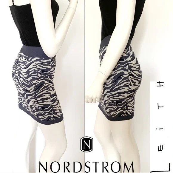 Leith Knit Sweater Zebra Tiger Blue, White, Grey Animal Print Skirt Size XS