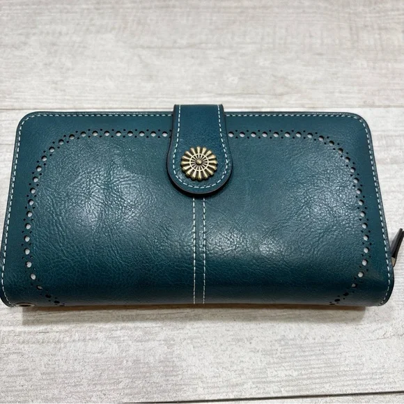 Elegant Teal Full Zip RFID Blocking Leather Wallet | Wristlet New Without Tags