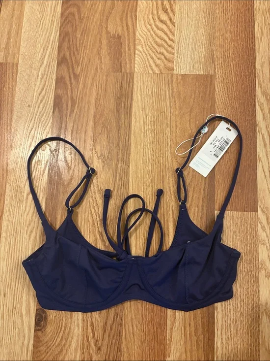 NWT Frankie's Bikinis Cola Underwire Bikini Top