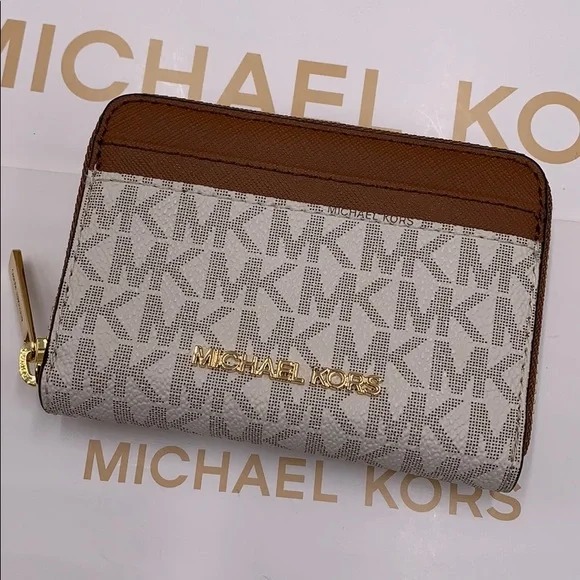 MICHAEL KORS JET SET TRAVEL MD ZA CARD CASE