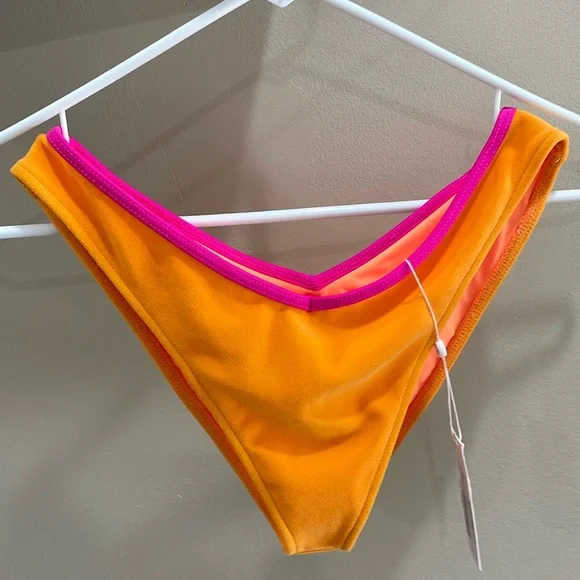 Frankie’s V orange fuscia pink high leg low rise sexy authentic M sundown Enzo