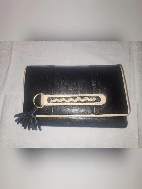 Vintage Elaine West Black Leather Trifold Wallet w/ ID Wiindow & Many Card Slots