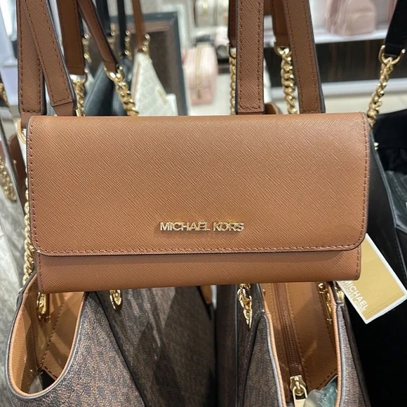 MICHAEL KORS JET SET TRAVEL LARGE TRIFOLD WALLET LUGGAGE COLOR