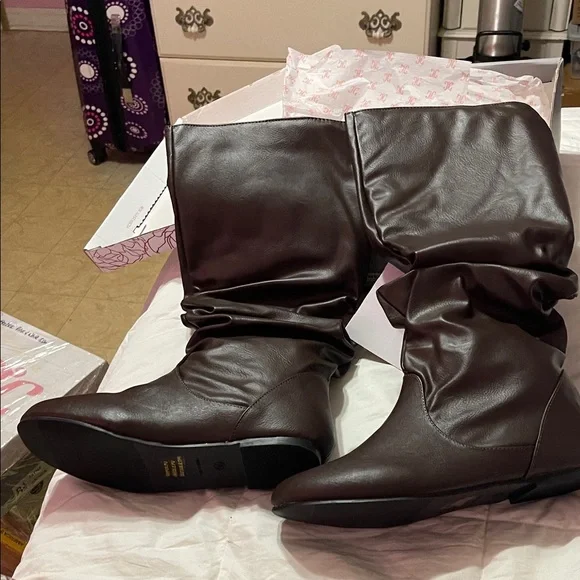 Elegant Over the Knee Brown Boots