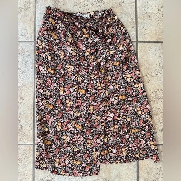 Abercrombie & Fitch Midi Pencil Skirt in Pink and Orange