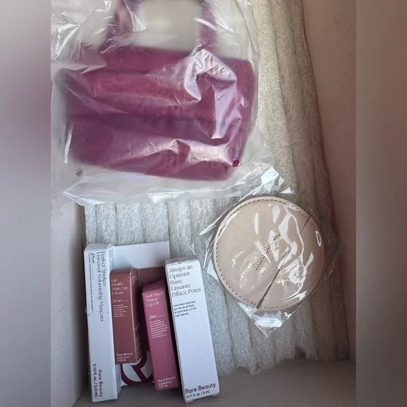 NWT RARE BEAUTY Keychain Mini Tote + Exclusive Compact Mirror Travel Bundle