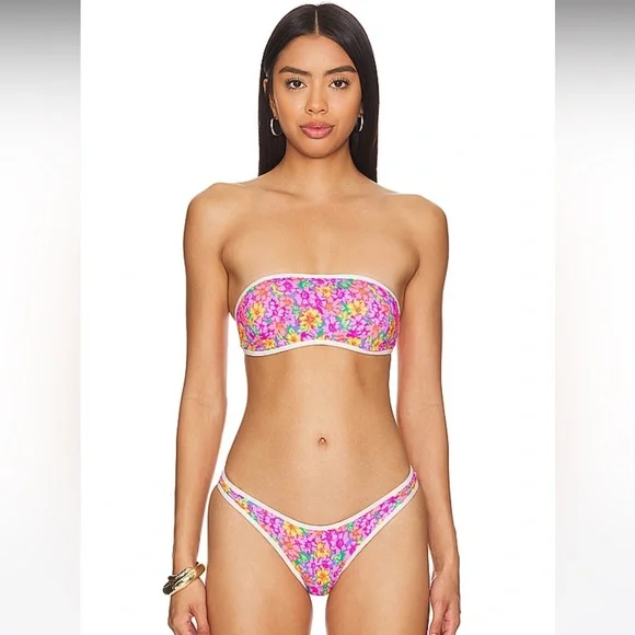 Frankie’s bikini set in Daisy Pond Print
