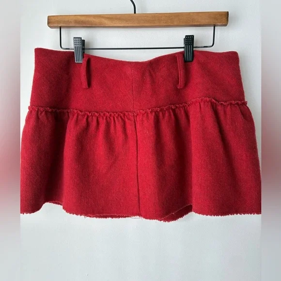 Vintage American Eagle Skirt Women’s 8 Low Rise Micro Mini Skirt Red Ruffled Y2K