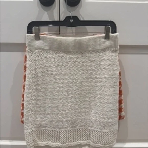 Abercrombie & Fitch Cream Knit Mini Skirt