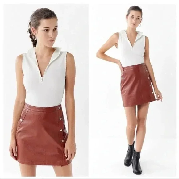 URBAN OUTFITTERS Faux Leather Side Button Down Mini Skirt size Medium M