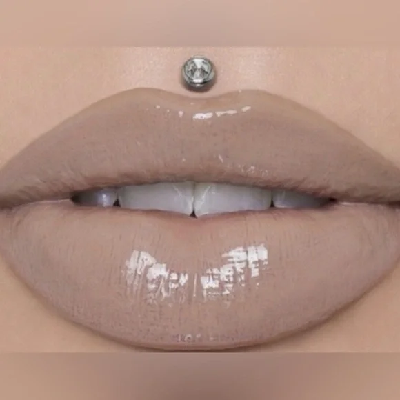 SILK ROPE Jeffree Star The Gloss. New in box. Discontinued