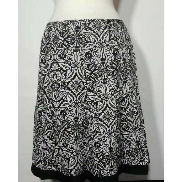 Ann Taylor skirt floral petite size 10P