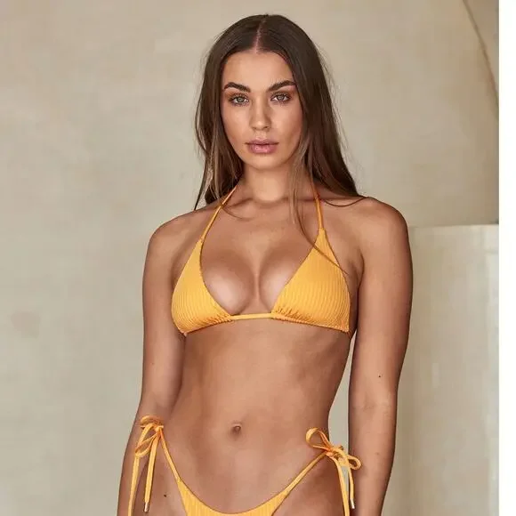 NWT Monday Swimwear Womens V 12-14 Palma Top Bikini Top Bathing Suit Top Beach