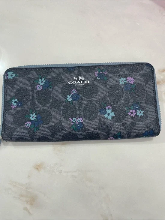 Coach Signature C Ranch Floral Long Zip Around Wallet