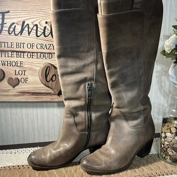 FRYE Jackie leather 76571 Heel Tall Boots Women’s Size 5.5