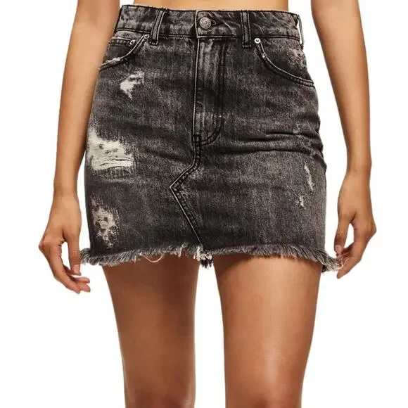 SER.O.YA Alli Mini Skirt in Phoenix Black Acid Wash NWT Size 24