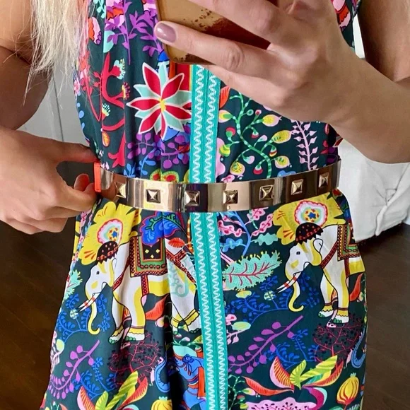 🧡 NEON ORANGE GOLD PLATE STUDDED STRETCHY BELT!