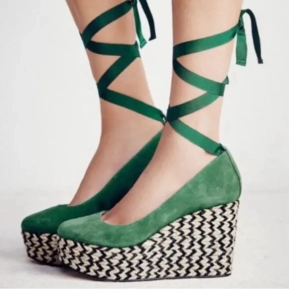 Free People Charade green suede espadrille platform wedge ankle tie pumps NWOB