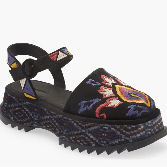 FARM Rio Embroidered Platform Shoe In Black Women’s Size 8 New